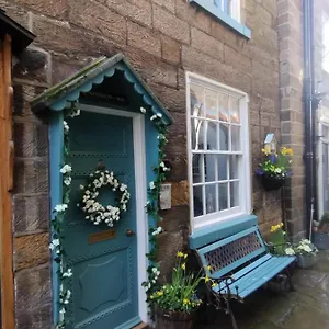 darnholm-cottage.yorkshirehotels.net/